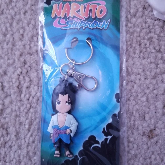 NWT Naruto Shippuden Sasuke Uchiha Retro Keychain Charm - Picture 2 of 8